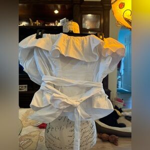 Zara med off the shoulder top nwt! So cute zipper side! White!